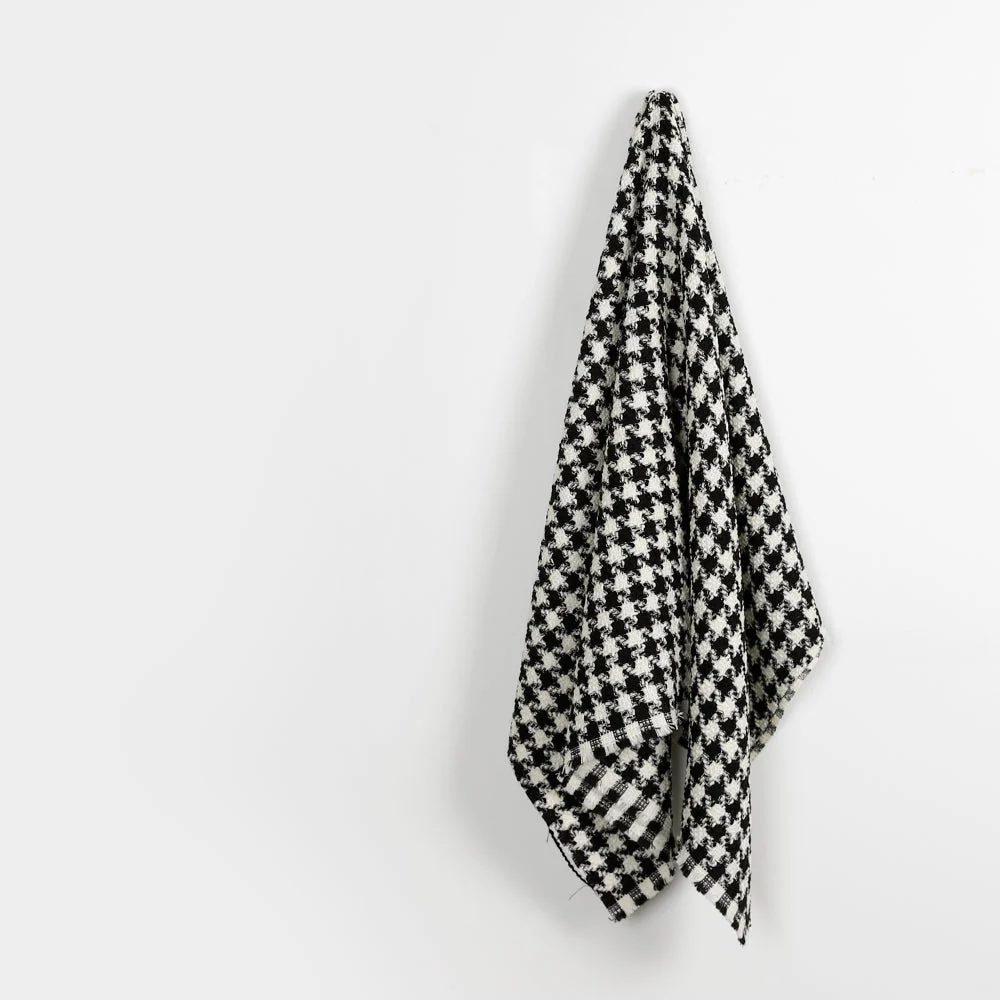Bold Houndstooth Tweed - Black/White - Image 2