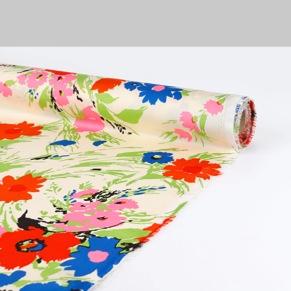 Harvest Bouquet Poly Twill - Apple - Image 3