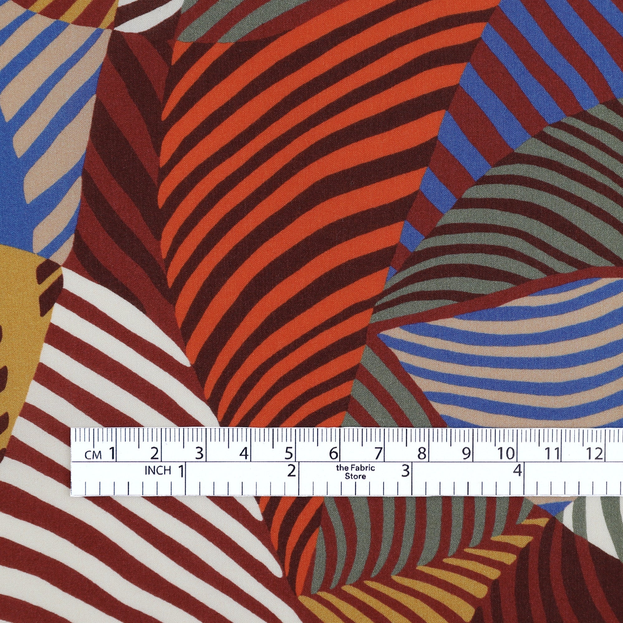 Liberty Tana Lawn - Tumbling Wilde/C - Image 4