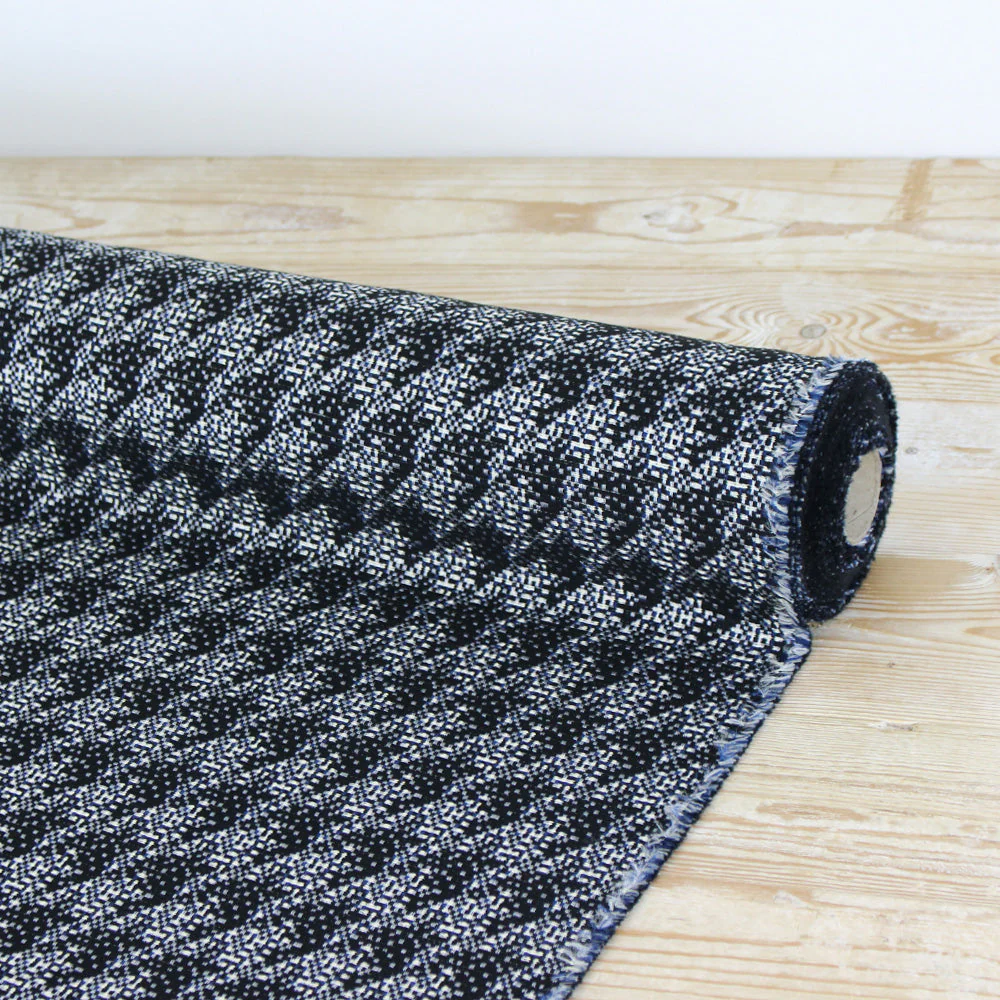 Pixelated Houndstooth Jacquard - Image 3